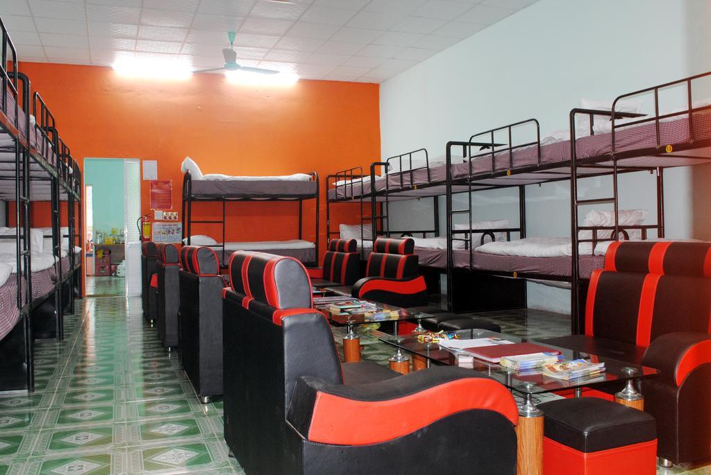 Phong Nha Backpacker Hostel Εξωτερικό φωτογραφία