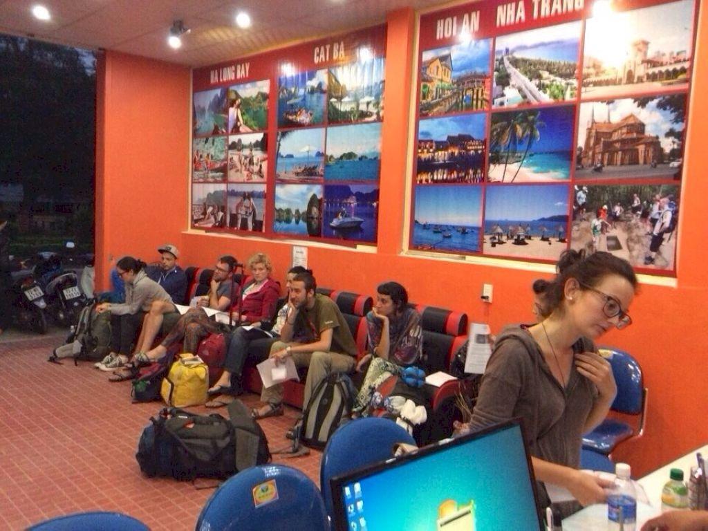 Phong Nha Backpacker Hostel Εξωτερικό φωτογραφία
